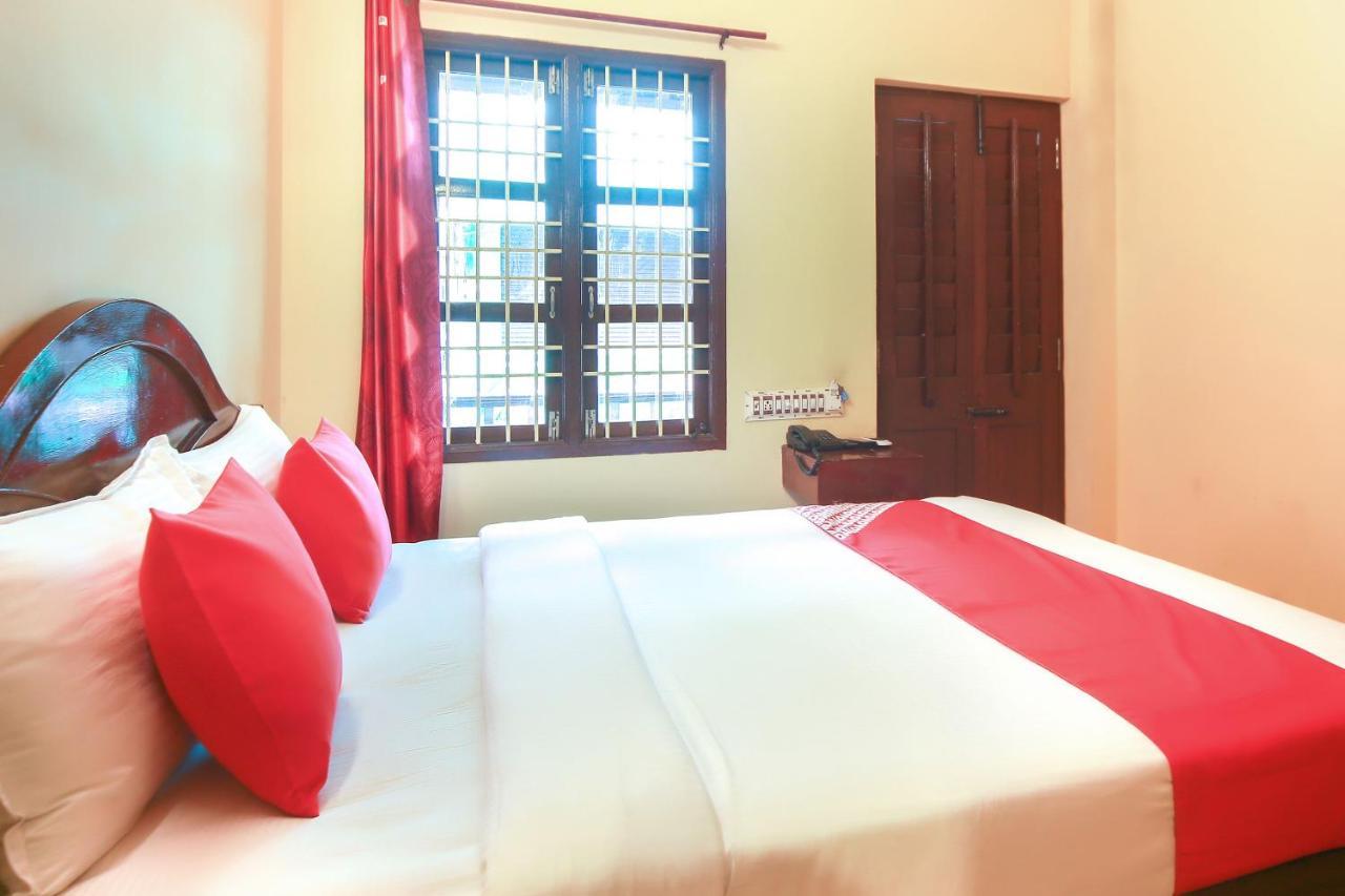 Oyo 23098 Ushama Heritage Guest House Puducherry Zewnętrze zdjęcie