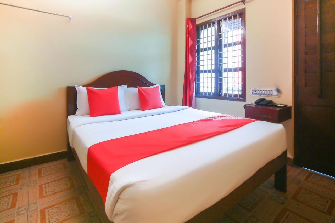 Oyo 23098 Ushama Heritage Guest House Puducherry Zewnętrze zdjęcie