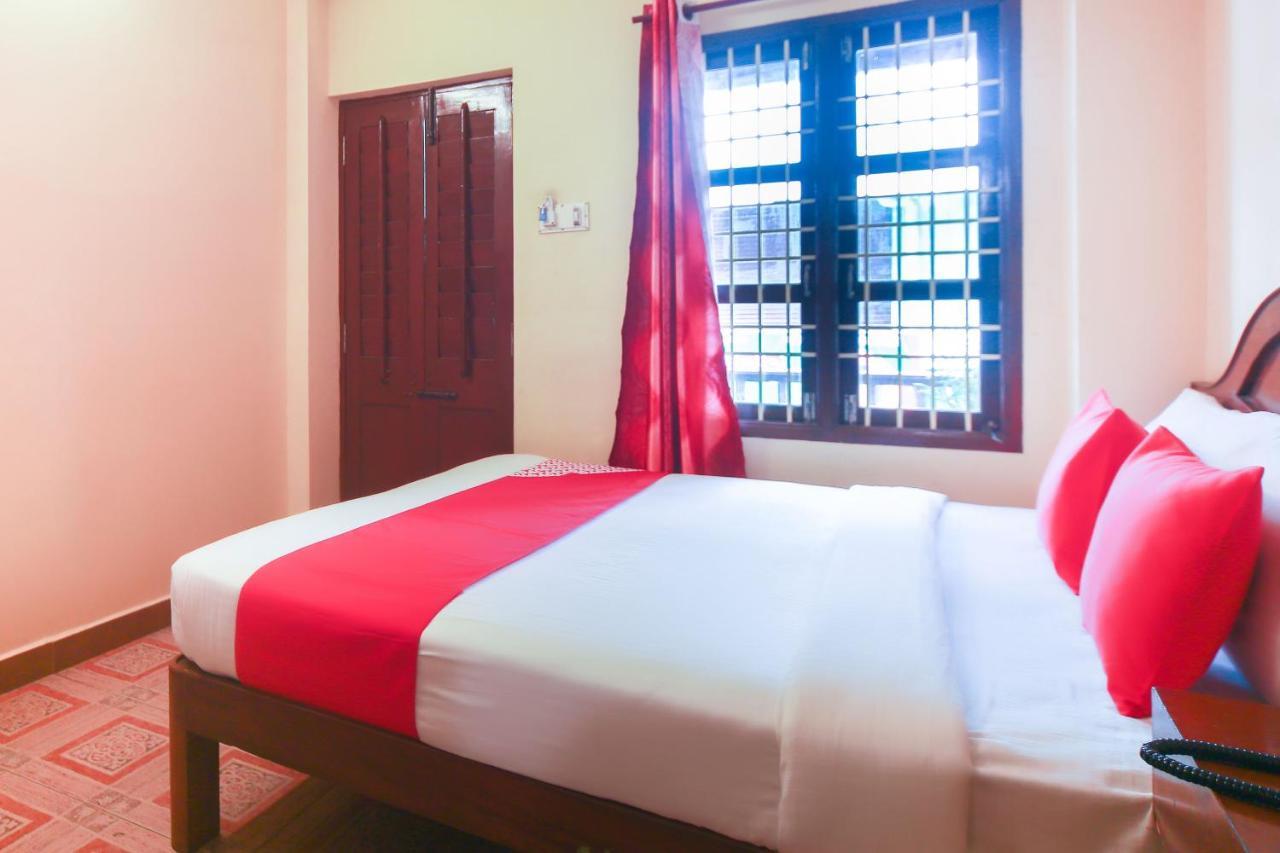 Oyo 23098 Ushama Heritage Guest House Puducherry Zewnętrze zdjęcie