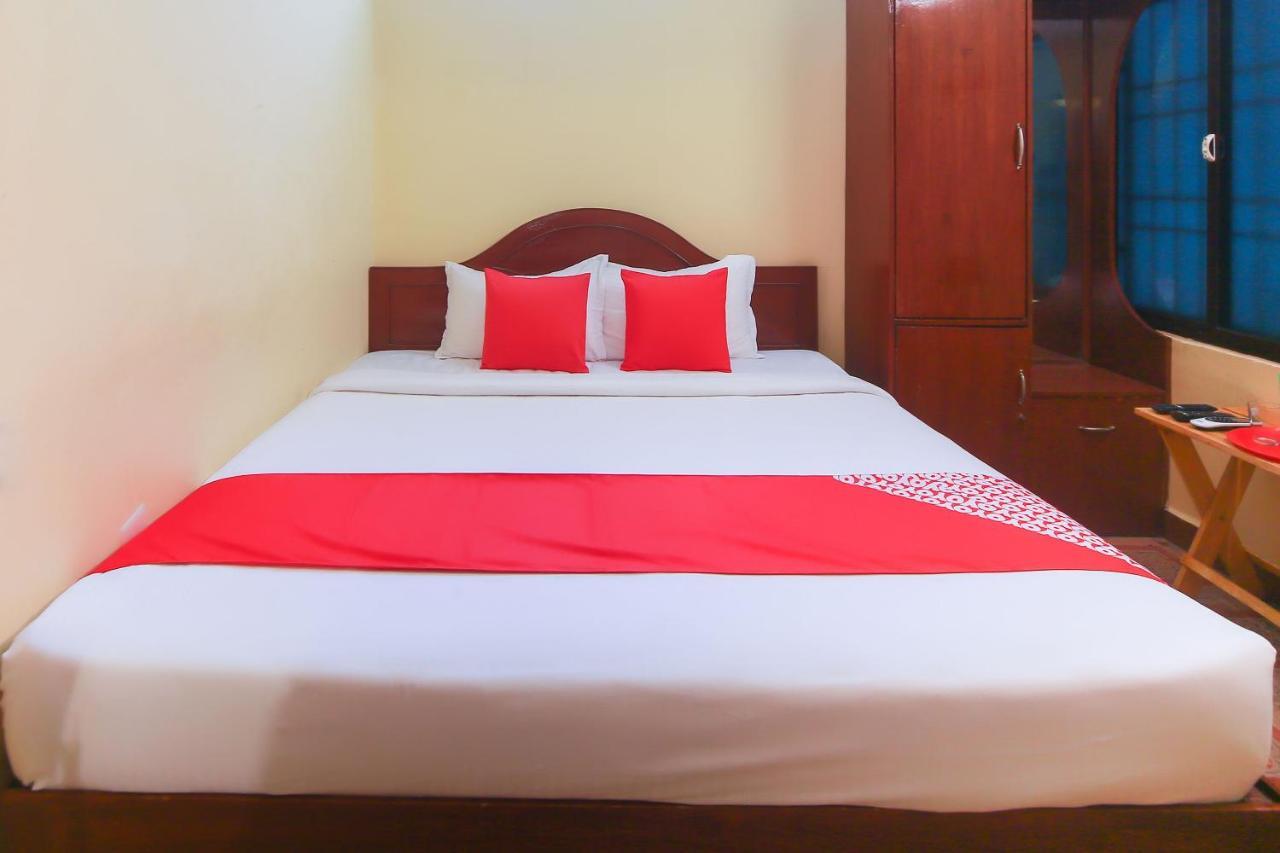 Oyo 23098 Ushama Heritage Guest House Puducherry Zewnętrze zdjęcie