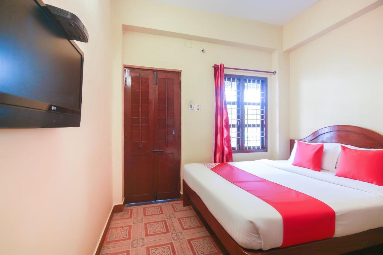Oyo 23098 Ushama Heritage Guest House Puducherry Zewnętrze zdjęcie