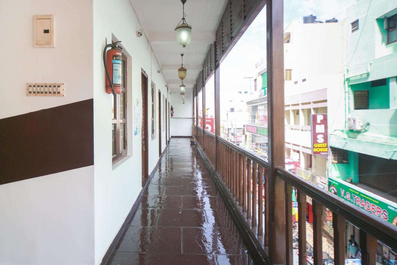 Oyo 23098 Ushama Heritage Guest House Puducherry Zewnętrze zdjęcie